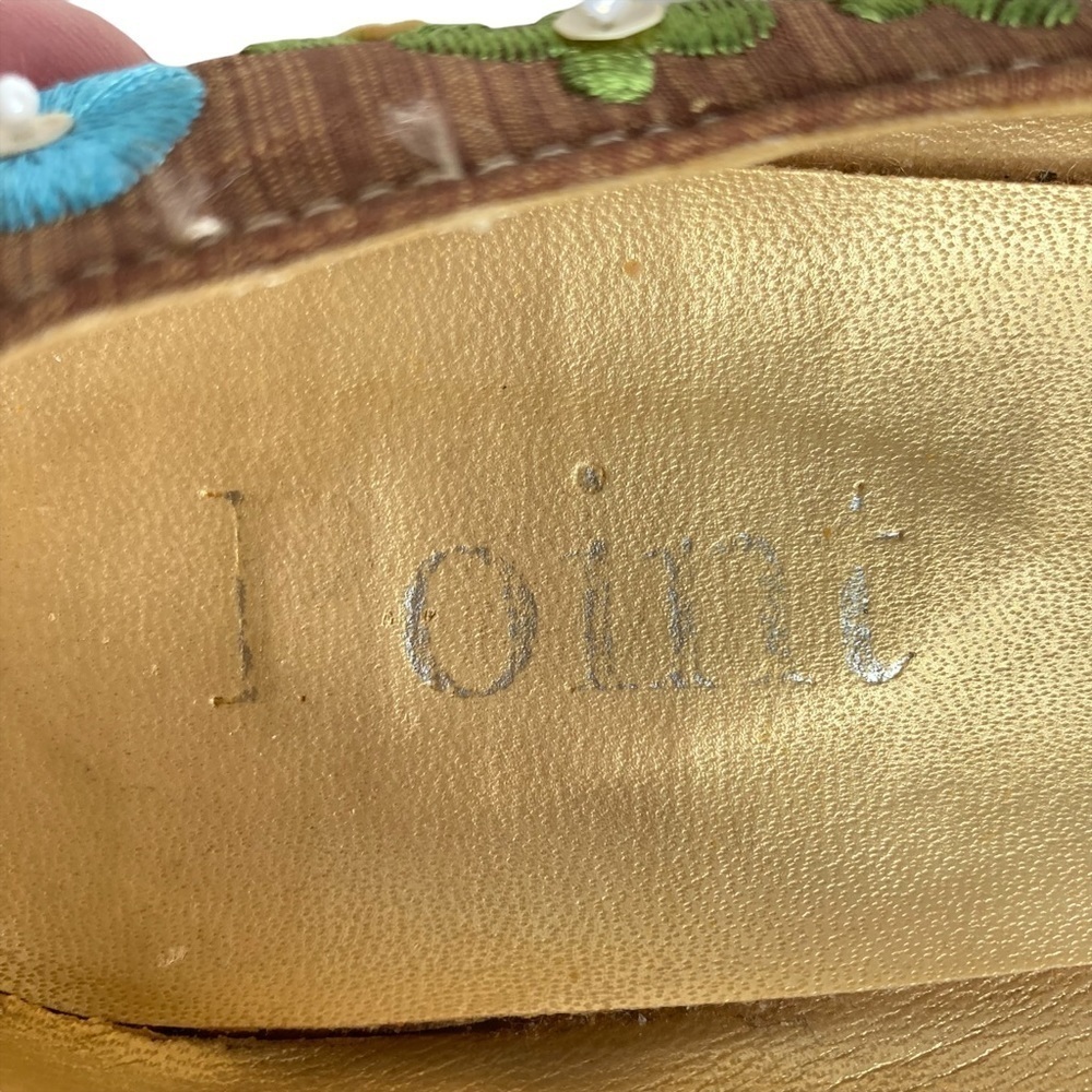 Brown Silk Beaded/Embroidered Kitten Heel Pumps - Picture 10 of 10